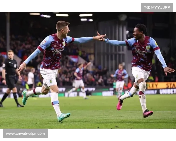 桑德兰强化高位逼抢训练，应对伯恩利密集防守